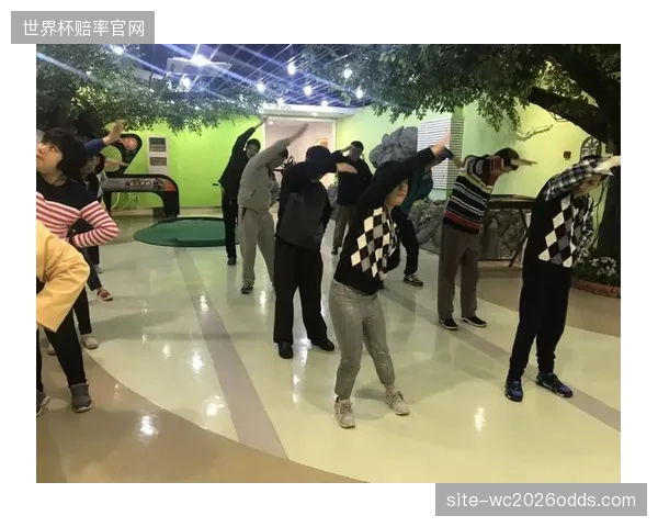 上海徐家汇社区体育俱乐部观察：从行政指派到项目认领，社区体育如何培育“自驱型”青训小组